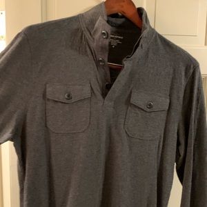 Banana Republic quarter button shirt
